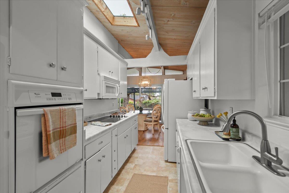 Detail Gallery Image 13 of 40 For 538 Clubhouse Dr, Aptos,  CA 95003 - 3 Beds | 2 Baths