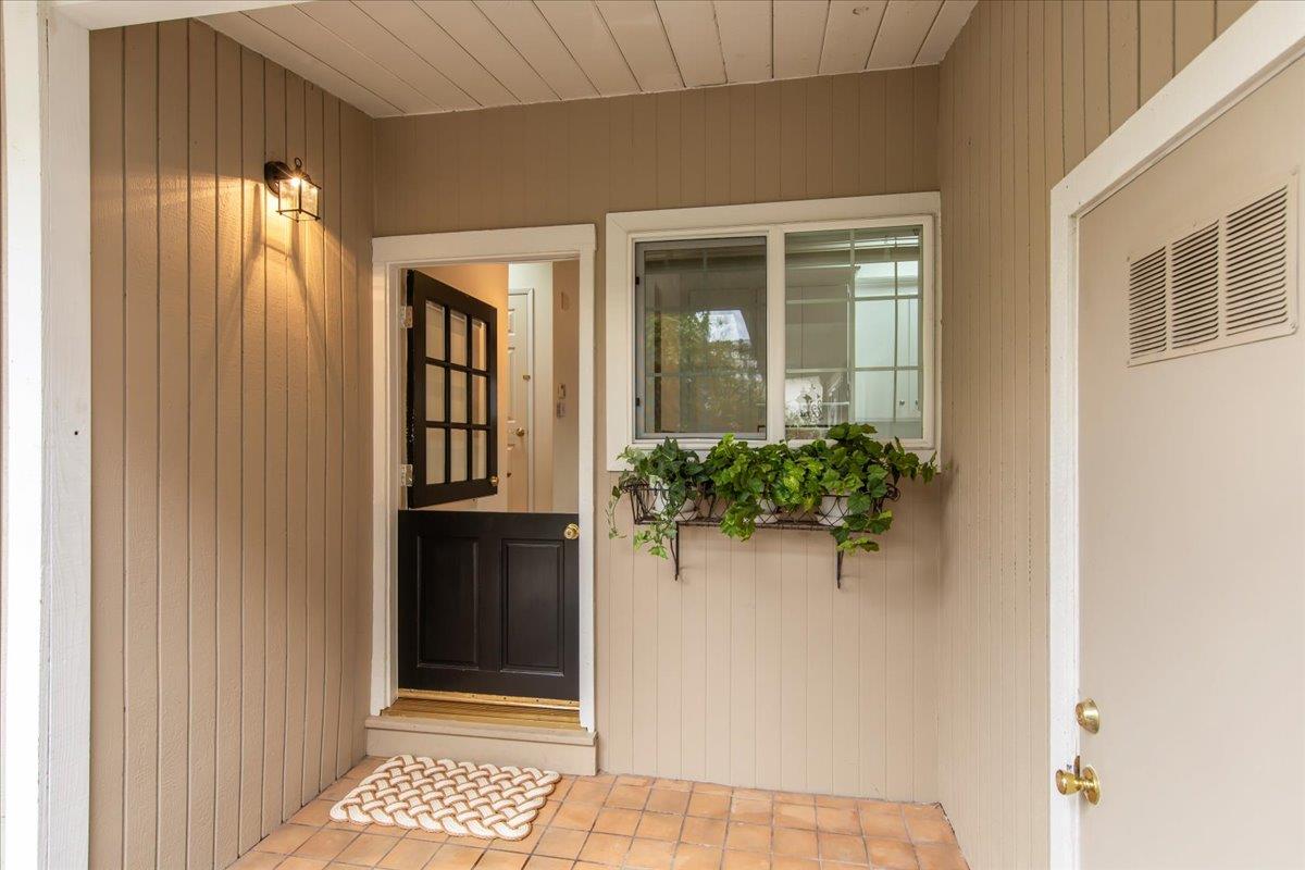 Detail Gallery Image 4 of 40 For 538 Clubhouse Dr, Aptos,  CA 95003 - 3 Beds | 2 Baths