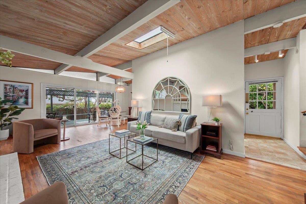 Detail Gallery Image 8 of 40 For 538 Clubhouse Dr, Aptos,  CA 95003 - 3 Beds | 2 Baths