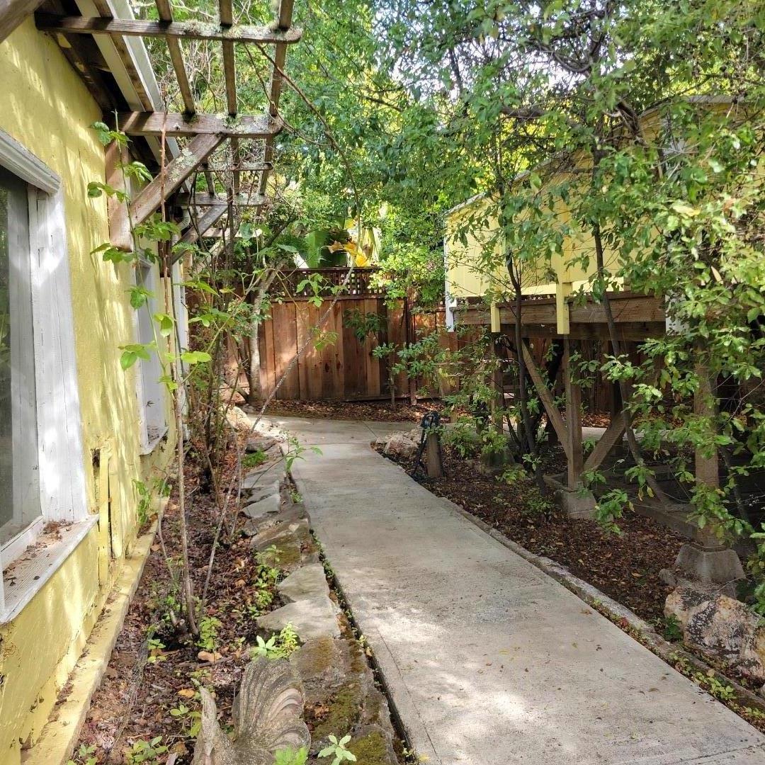 Detail Gallery Image 33 of 47 For 3360 Merrill Rd, Aptos,  CA 95003 - 3 Beds | 1/1 Baths