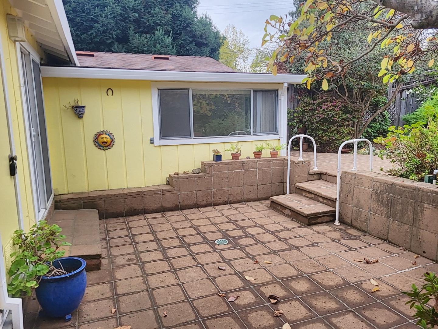 Detail Gallery Image 7 of 47 For 3360 Merrill Rd, Aptos,  CA 95003 - 3 Beds | 1/1 Baths