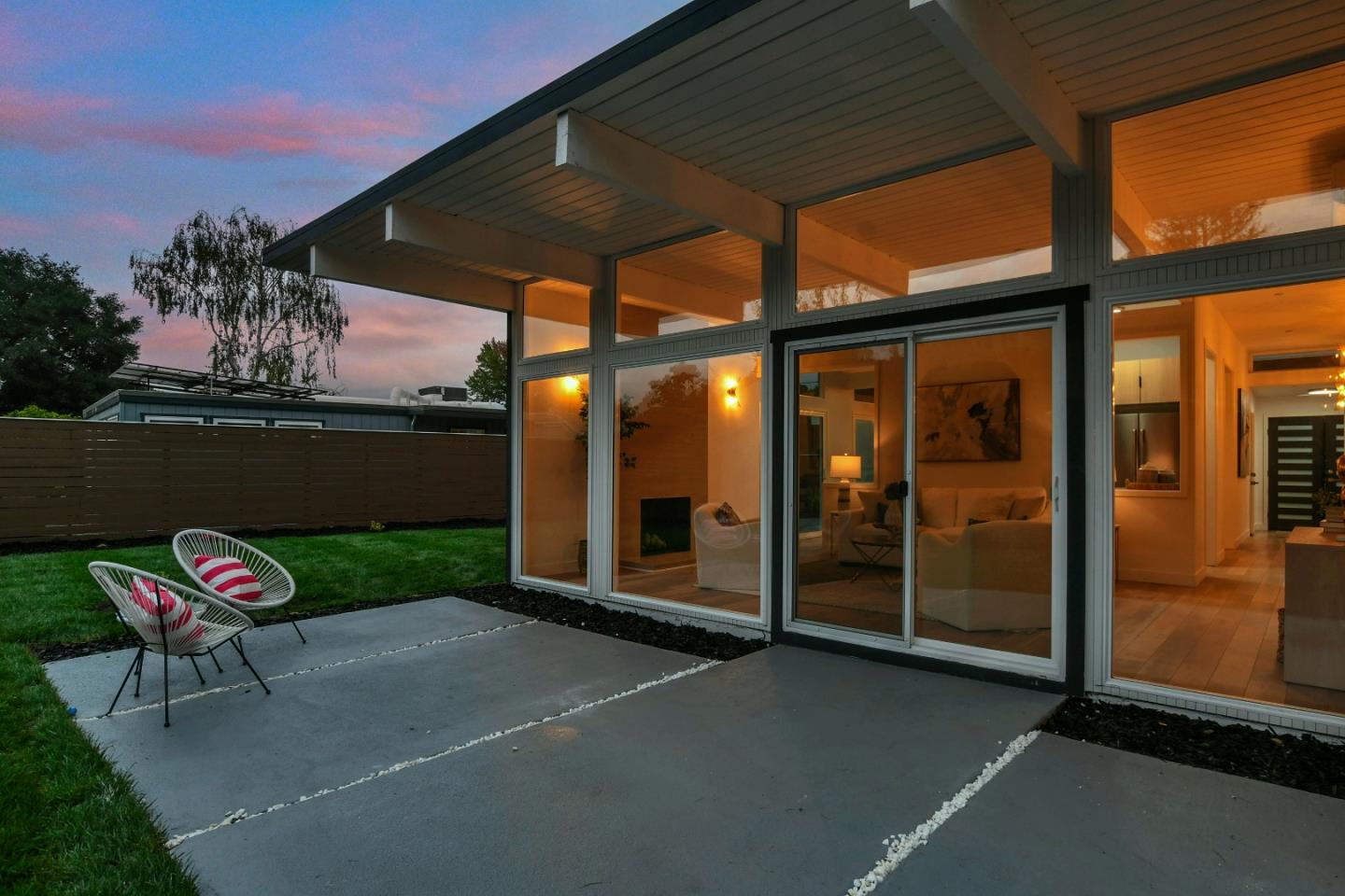 Detail Gallery Image 28 of 31 For 642 Appleberry Dr, San Rafael,  CA 94903 - 4 Beds | 2 Baths