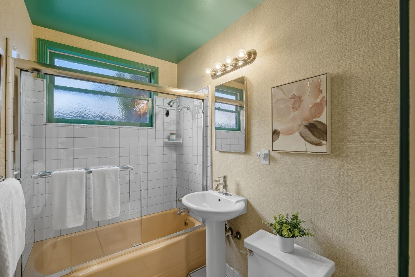 Detail Gallery Image 31 of 38 For 3482 Golf Dr, San Jose,  CA 95127 - 3 Beds | 1 Baths