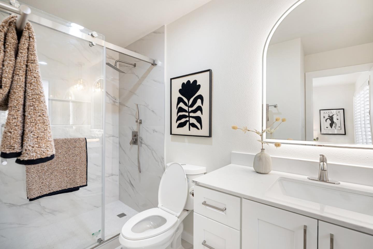 Detail Gallery Image 30 of 44 For 3375 East Ave, Hayward,  CA 94541 - 4 Beds | 3 Baths