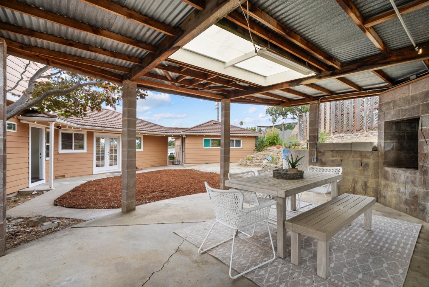 Detail Gallery Image 38 of 44 For 3375 East Ave, Hayward,  CA 94541 - 4 Beds | 3 Baths