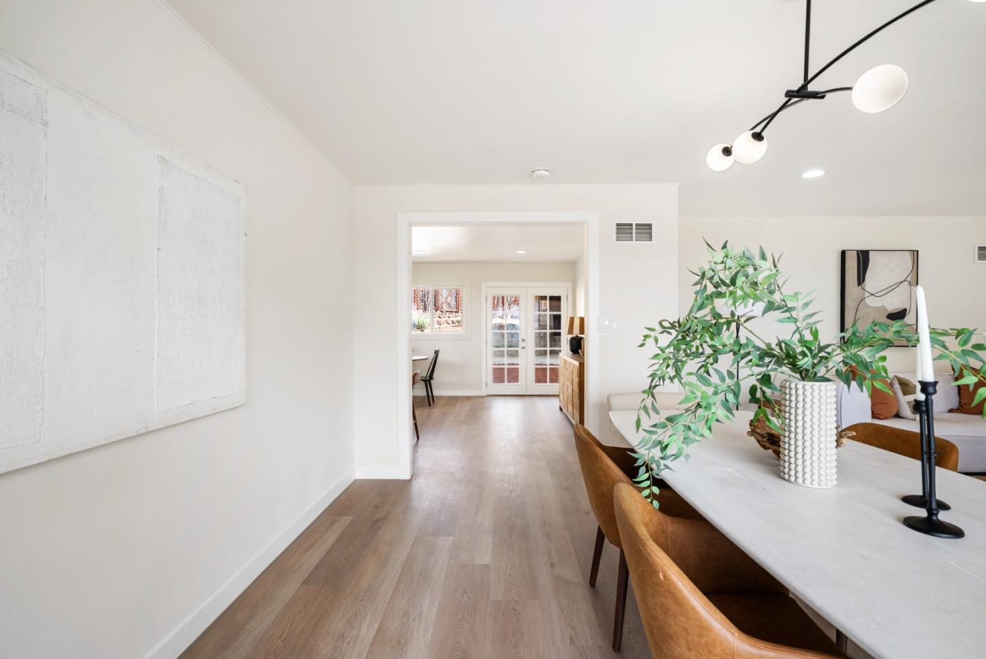 Detail Gallery Image 6 of 44 For 3375 East Ave, Hayward,  CA 94541 - 4 Beds | 3 Baths