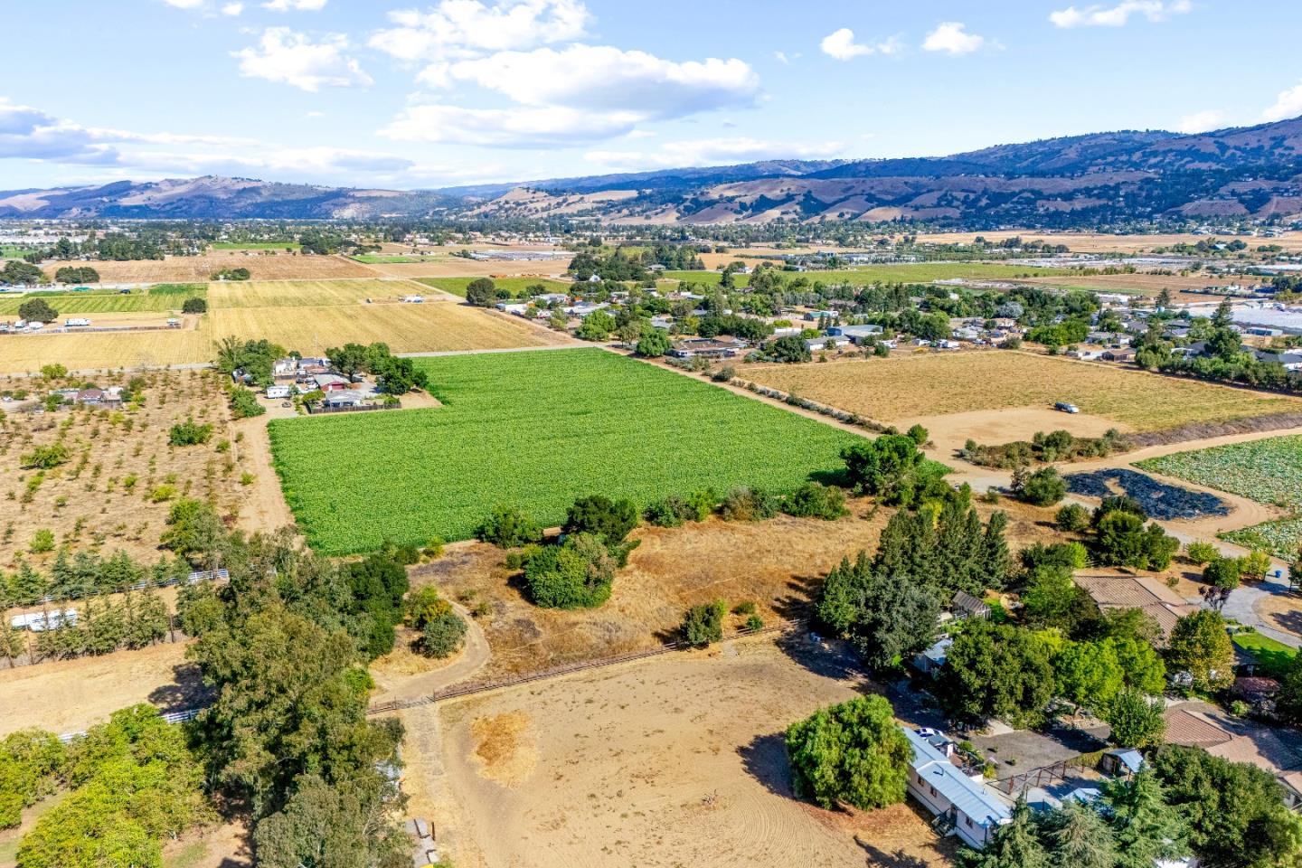 Detail Gallery Image 10 of 30 For 15465 Leann Ct, Morgan Hill,  CA 95037 - – Beds | – Baths