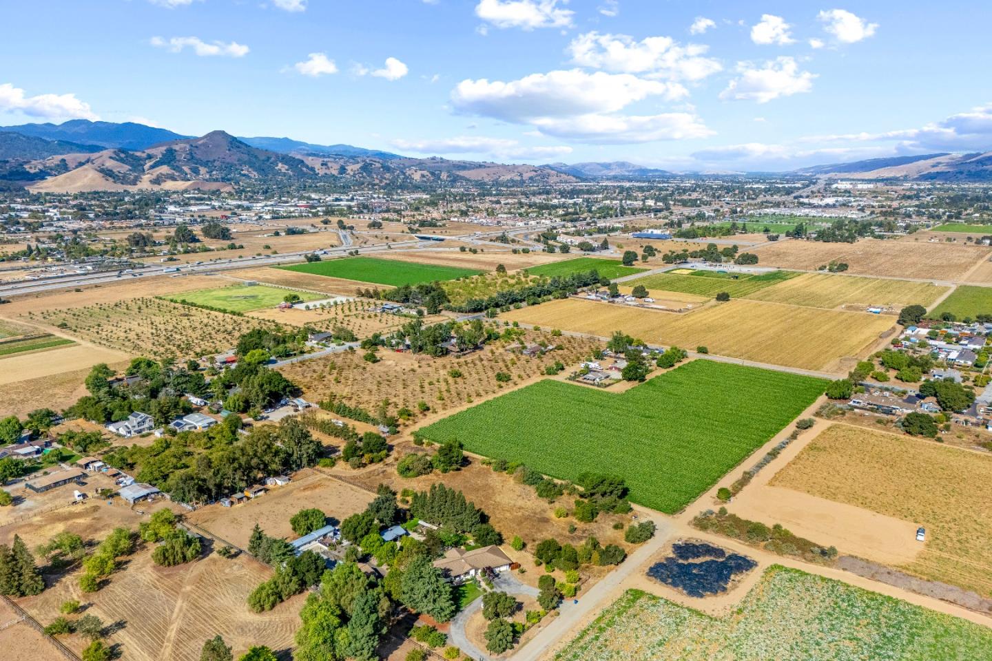 Detail Gallery Image 14 of 30 For 15465 Leann Ct, Morgan Hill,  CA 95037 - – Beds | – Baths