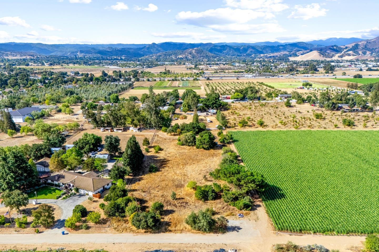 Detail Gallery Image 5 of 30 For 15465 Leann Ct, Morgan Hill,  CA 95037 - – Beds | – Baths