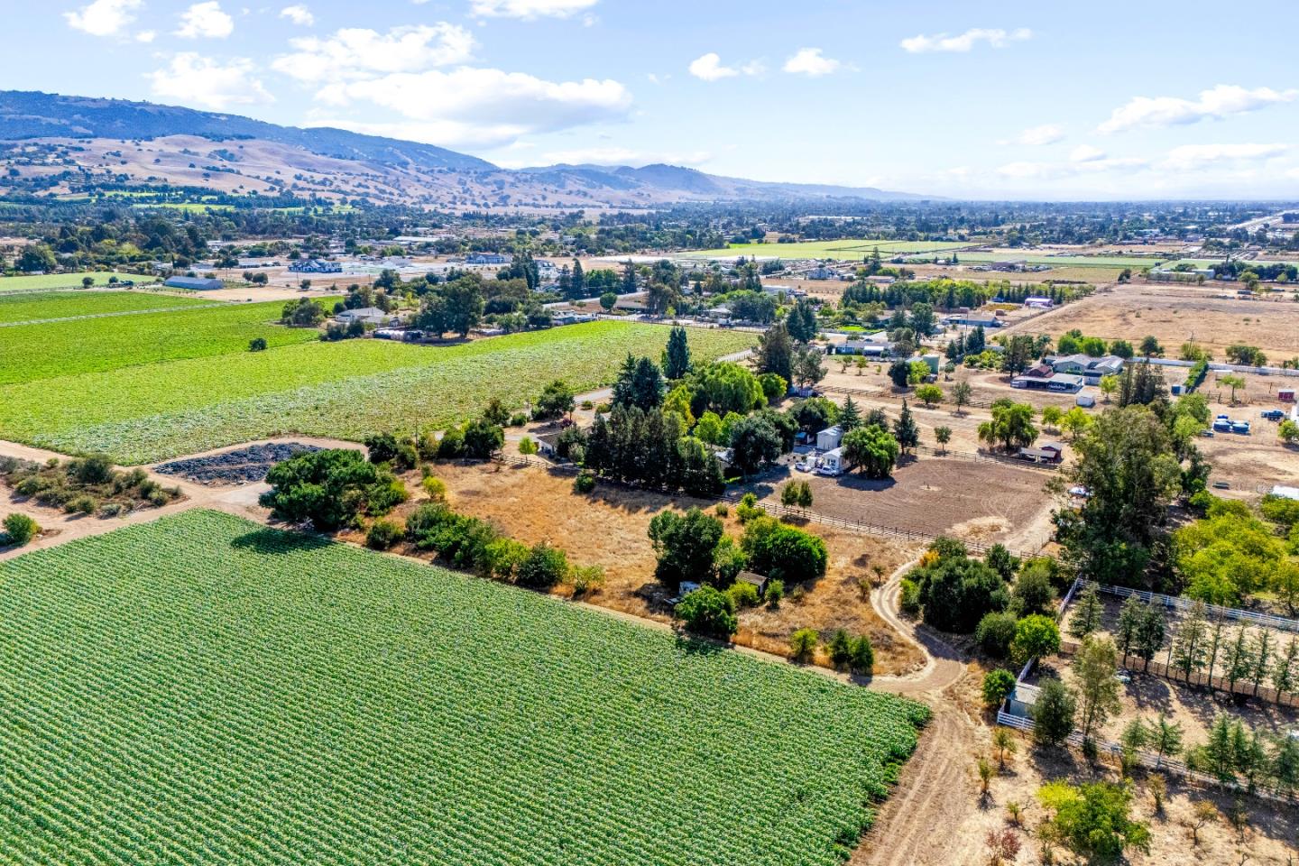 Detail Gallery Image 8 of 30 For 15465 Leann Ct, Morgan Hill,  CA 95037 - – Beds | – Baths