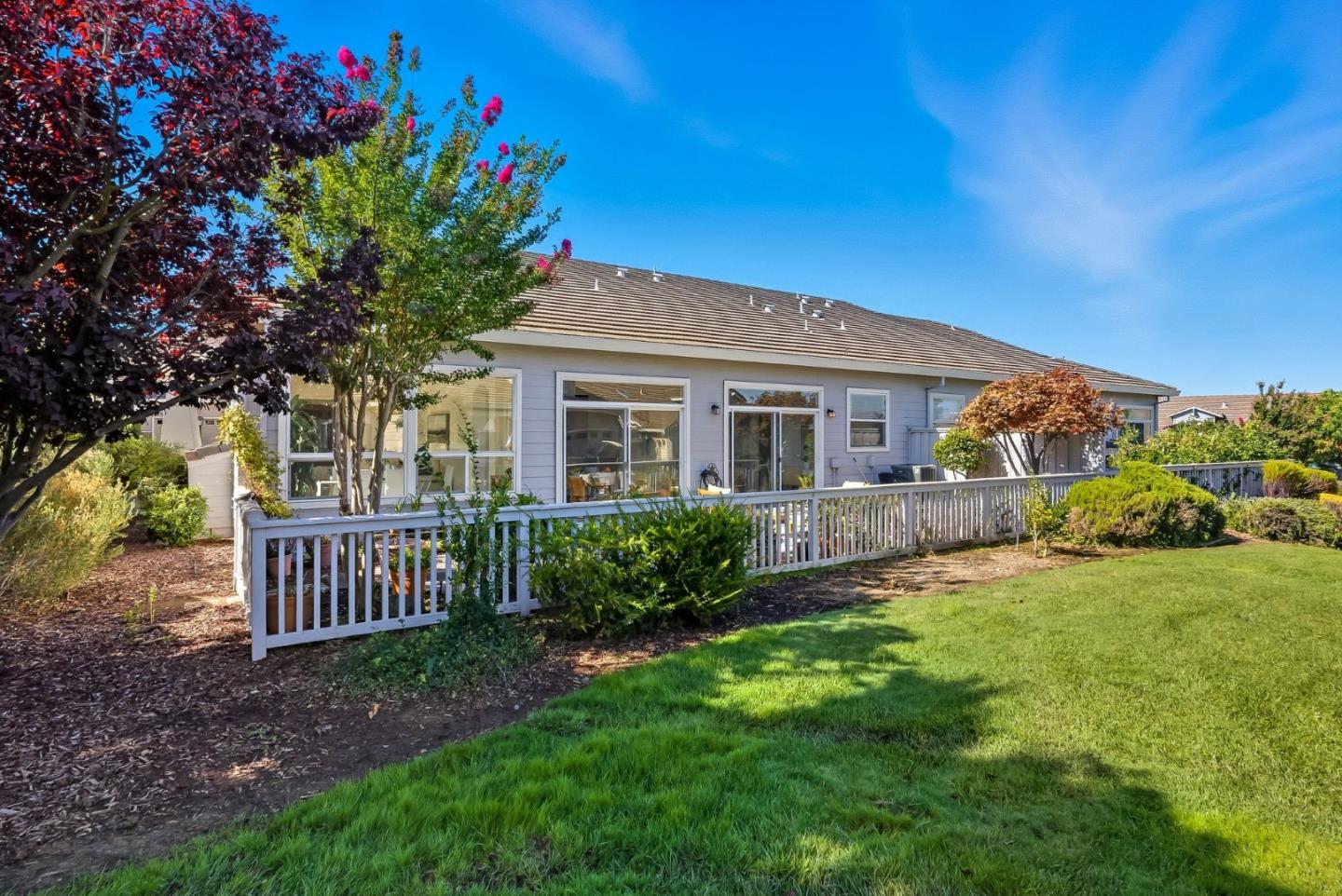 Detail Gallery Image 31 of 56 For 2044 Folle Blanche Dr, San Jose,  CA 95135 - 3 Beds | 2 Baths