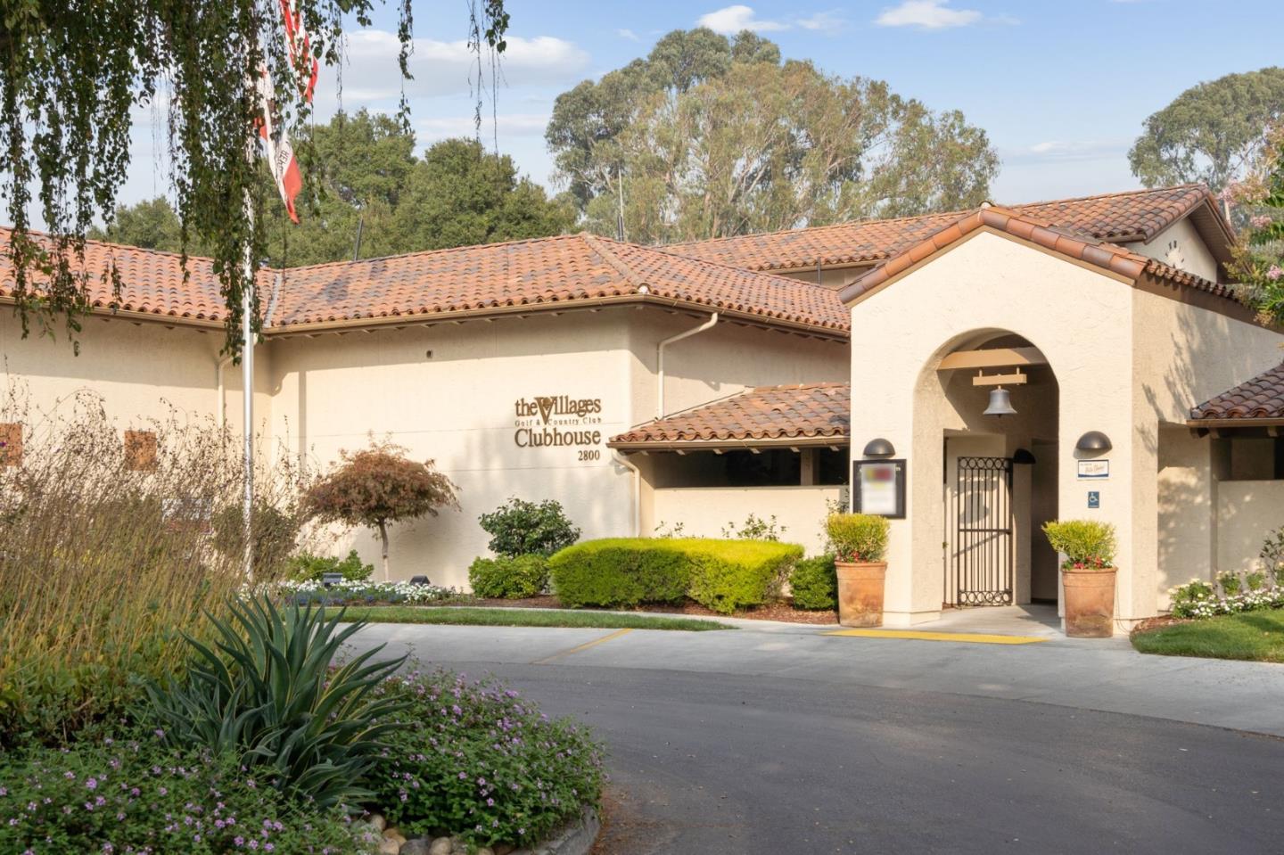 Detail Gallery Image 55 of 56 For 2044 Folle Blanche Dr, San Jose,  CA 95135 - 3 Beds | 2 Baths