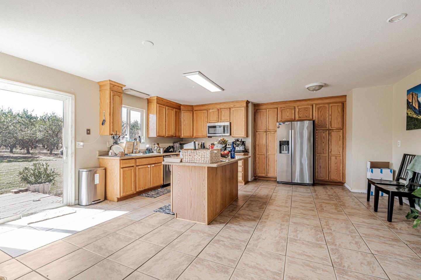 Detail Gallery Image 10 of 64 For 5412 Wilkins Ave, Oakdale,  CA 95361 - 3 Beds | 2 Baths