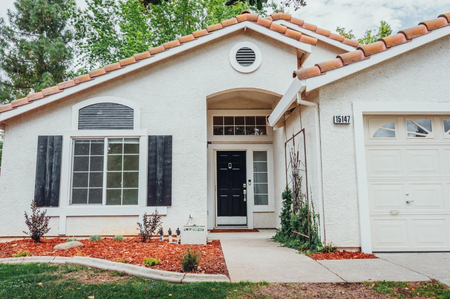 Detail Gallery Image 6 of 52 For 15147 Celebrar St, Sloughhouse,  CA 95683 - 3 Beds | 2 Baths