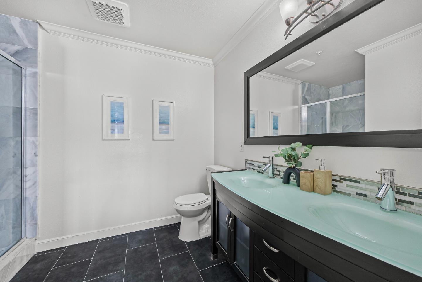 Detail Gallery Image 20 of 46 For 134 Carroll St #201,  Sunnyvale,  CA 94086 - 3 Beds | 2 Baths