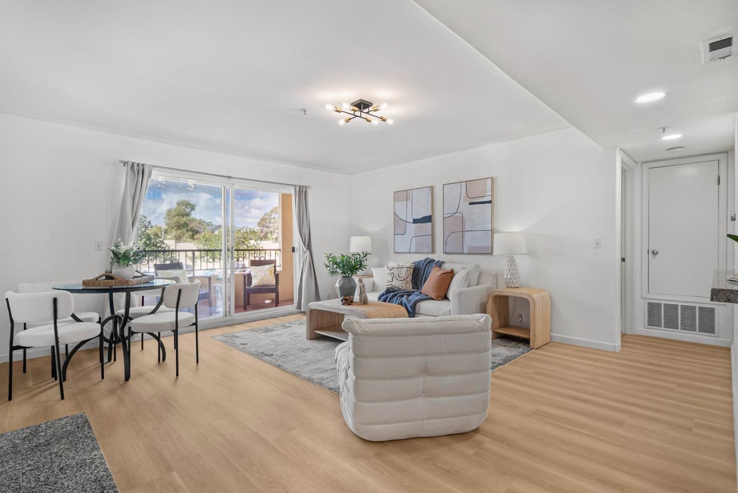 Detail Gallery Image 7 of 46 For 134 Carroll St #201,  Sunnyvale,  CA 94086 - 3 Beds | 2 Baths