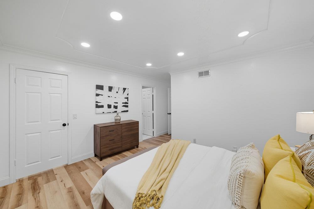 Detail Gallery Image 19 of 38 For 1020 E Mission St, San Jose,  CA 95112 - 4 Beds | 2 Baths