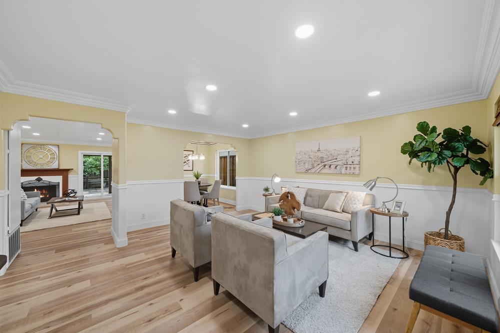 Detail Gallery Image 5 of 38 For 1020 E Mission St, San Jose,  CA 95112 - 4 Beds | 2 Baths