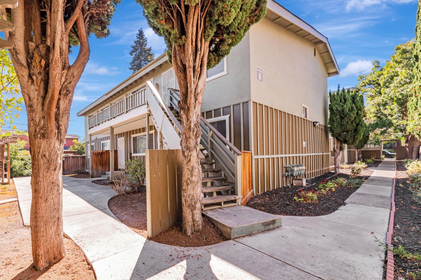 Detail Gallery Image 8 of 19 For 190 Evandale Ave, Mountain View,  CA 94043 - – Beds | – Baths