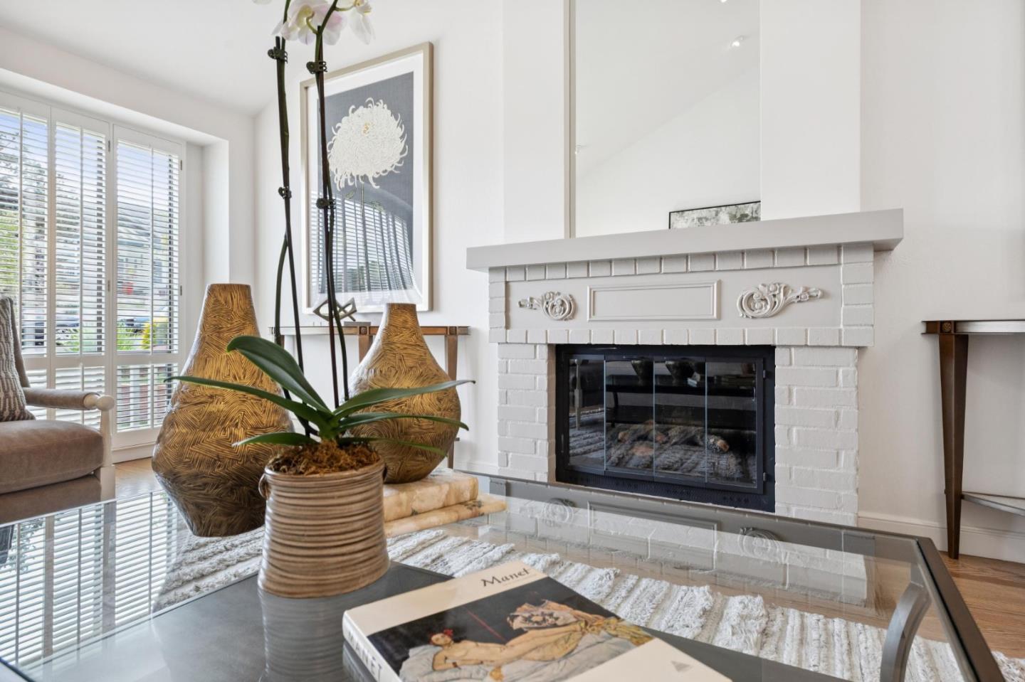 Detail Gallery Image 12 of 119 For 1418 Crestwood Ct, San Mateo,  CA 94403 - 4 Beds | 3 Baths