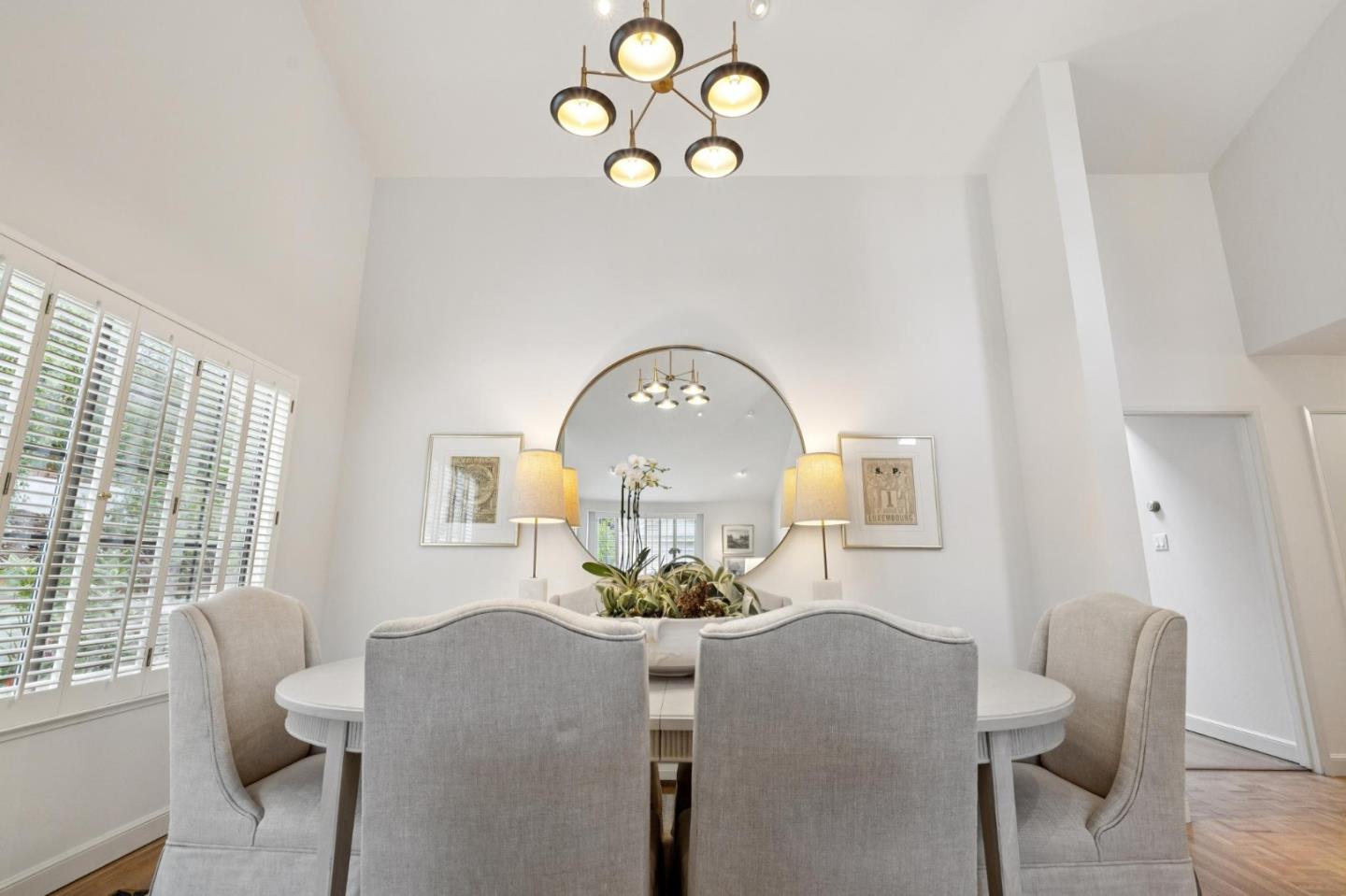 Detail Gallery Image 18 of 119 For 1418 Crestwood Ct, San Mateo,  CA 94403 - 4 Beds | 3 Baths