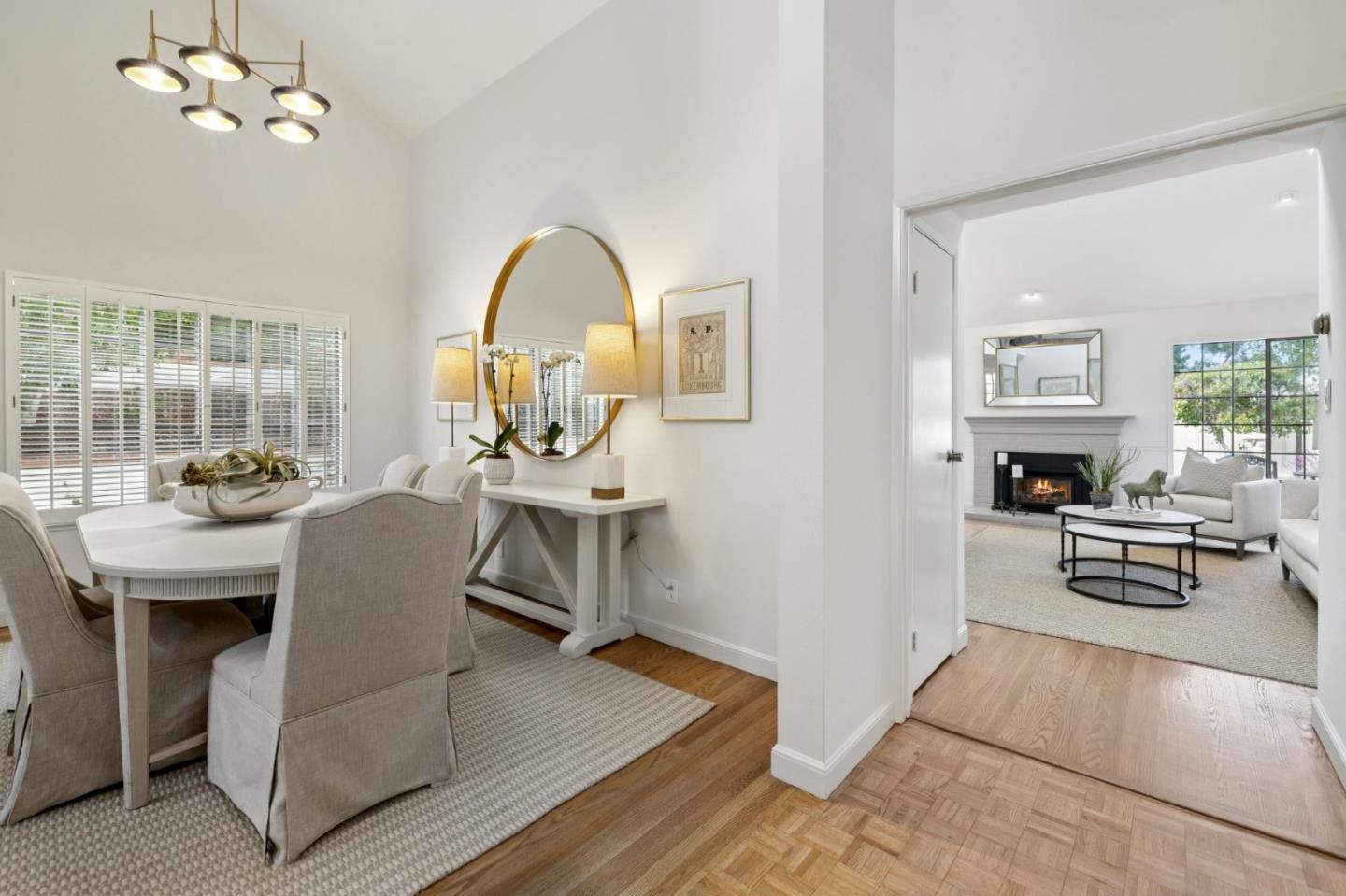 Detail Gallery Image 19 of 119 For 1418 Crestwood Ct, San Mateo,  CA 94403 - 4 Beds | 3 Baths