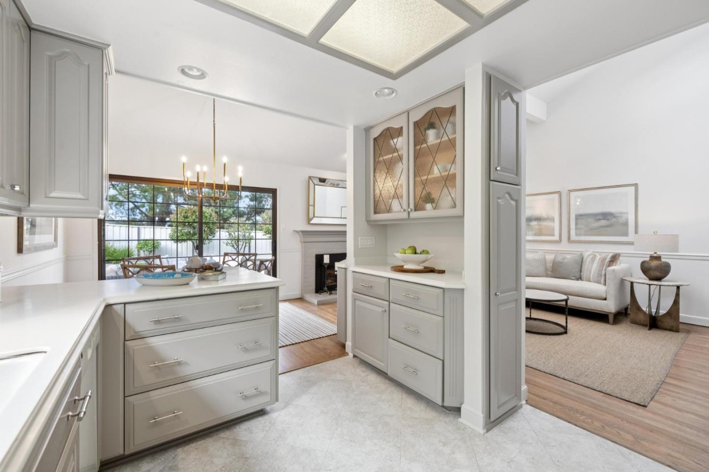 Detail Gallery Image 33 of 119 For 1418 Crestwood Ct, San Mateo,  CA 94403 - 4 Beds | 3 Baths