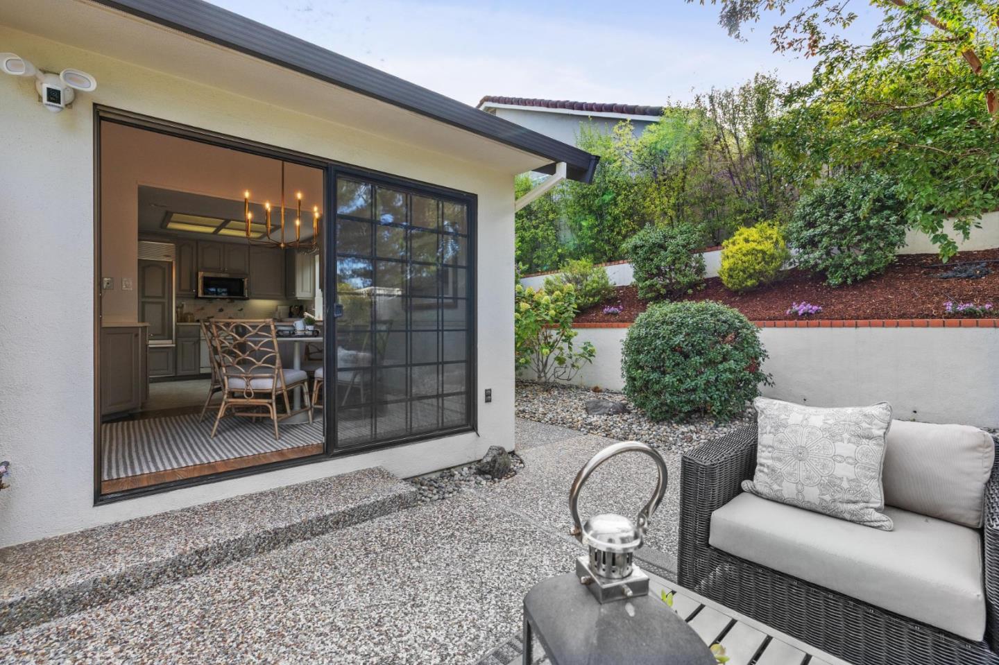 Detail Gallery Image 39 of 119 For 1418 Crestwood Ct, San Mateo,  CA 94403 - 4 Beds | 3 Baths