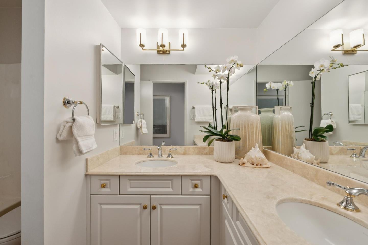 Detail Gallery Image 55 of 119 For 1418 Crestwood Ct, San Mateo,  CA 94403 - 4 Beds | 3 Baths