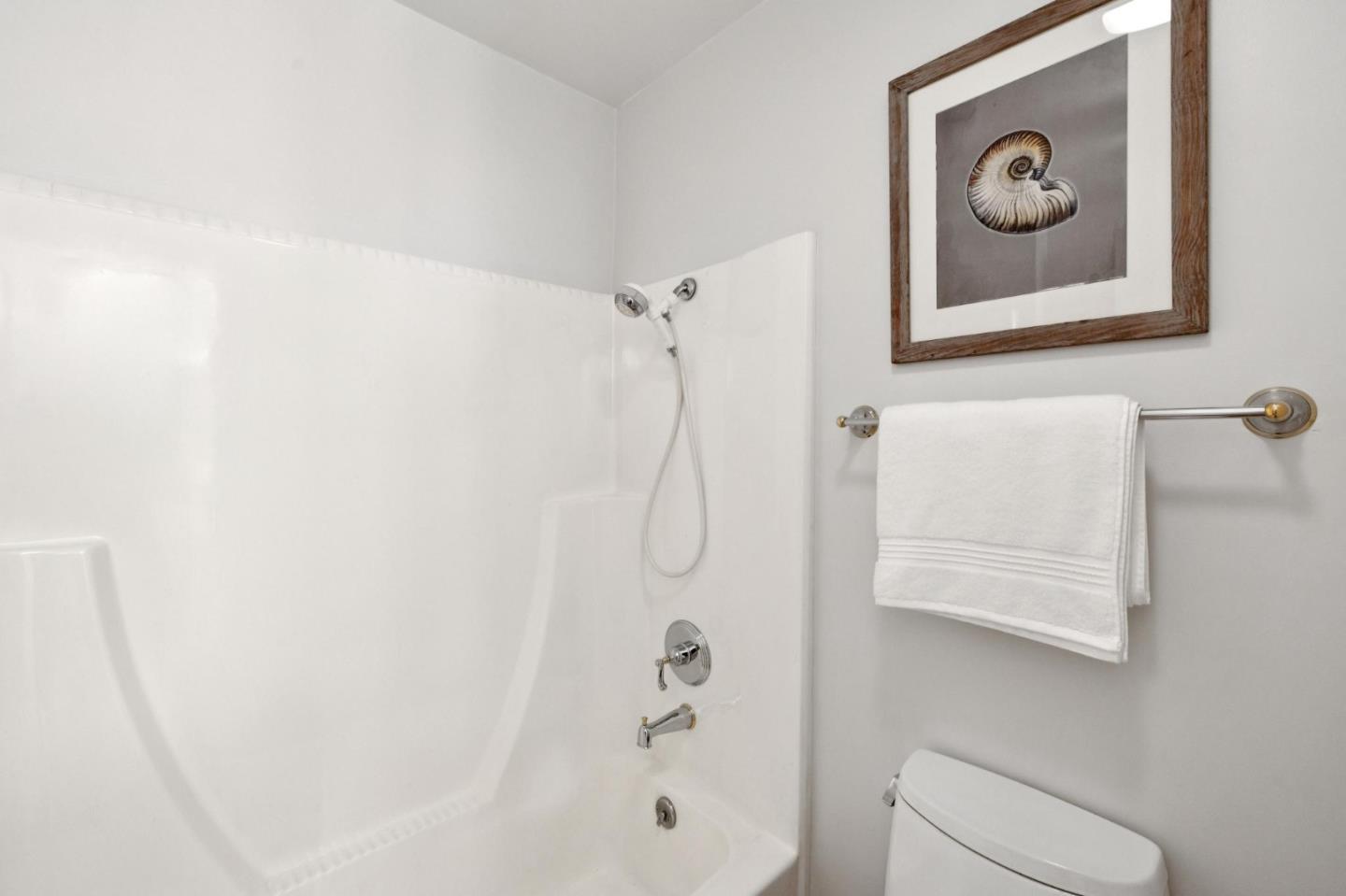 Detail Gallery Image 57 of 119 For 1418 Crestwood Ct, San Mateo,  CA 94403 - 4 Beds | 3 Baths