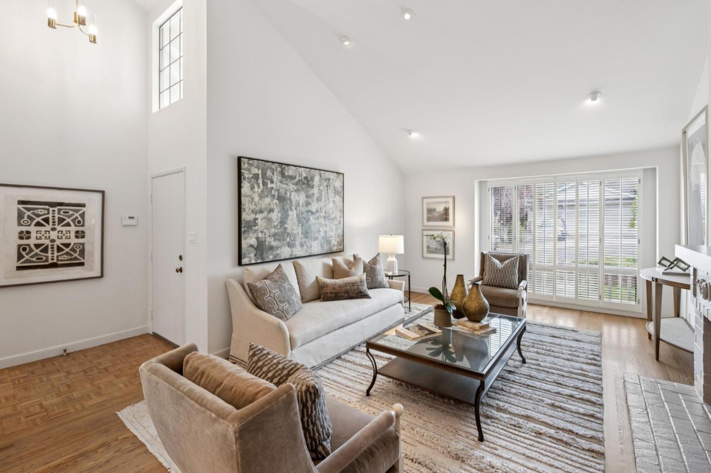 Detail Gallery Image 7 of 119 For 1418 Crestwood Ct, San Mateo,  CA 94403 - 4 Beds | 3 Baths