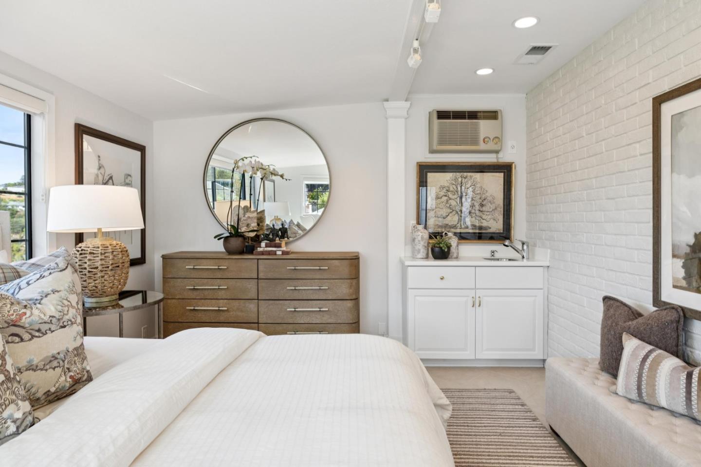 Detail Gallery Image 76 of 119 For 1418 Crestwood Ct, San Mateo,  CA 94403 - 4 Beds | 3 Baths