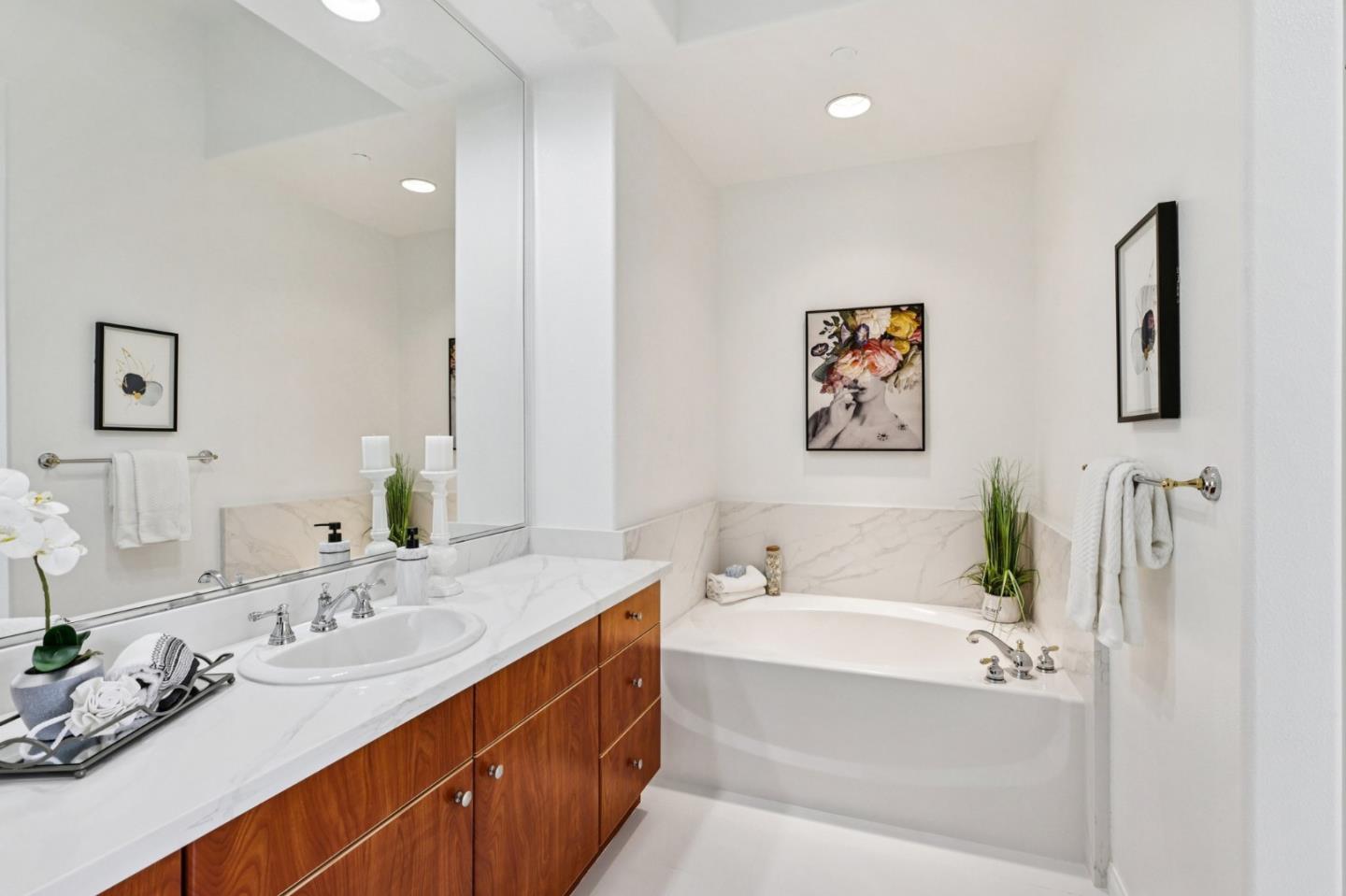 Detail Gallery Image 12 of 14 For 130 E San Fernando St #23,  San Jose,  CA 95112 - 2 Beds | 2 Baths
