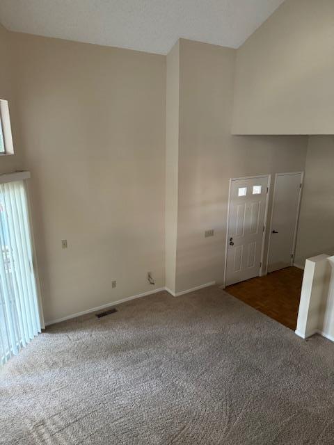 Detail Gallery Image 2 of 8 For 34 E Court Ln, Foster City,  CA 94404 - 2 Beds | 2 Baths