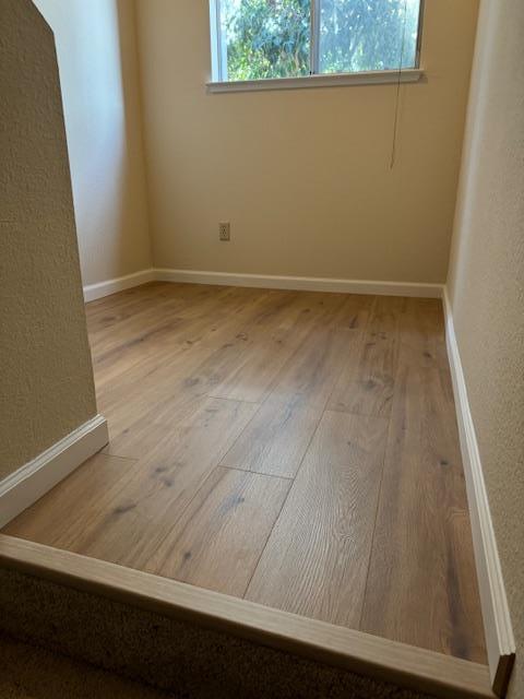 Detail Gallery Image 8 of 8 For 34 E Court Ln, Foster City,  CA 94404 - 2 Beds | 2 Baths