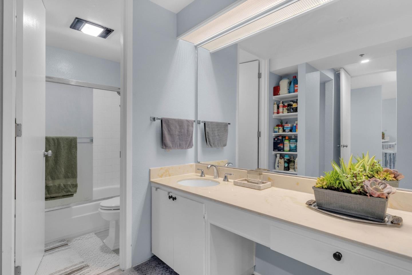 Detail Gallery Image 24 of 43 For 5202 Shelter Creek Ln, San Bruno,  CA 94066 - 1 Beds | 1 Baths