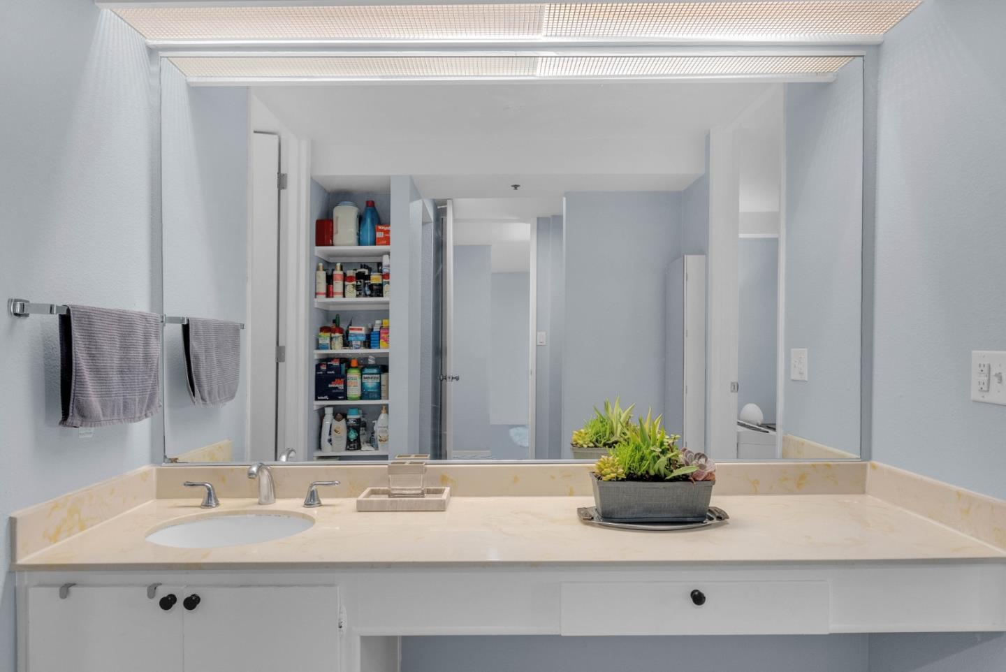 Detail Gallery Image 25 of 43 For 5202 Shelter Creek Ln, San Bruno,  CA 94066 - 1 Beds | 1 Baths