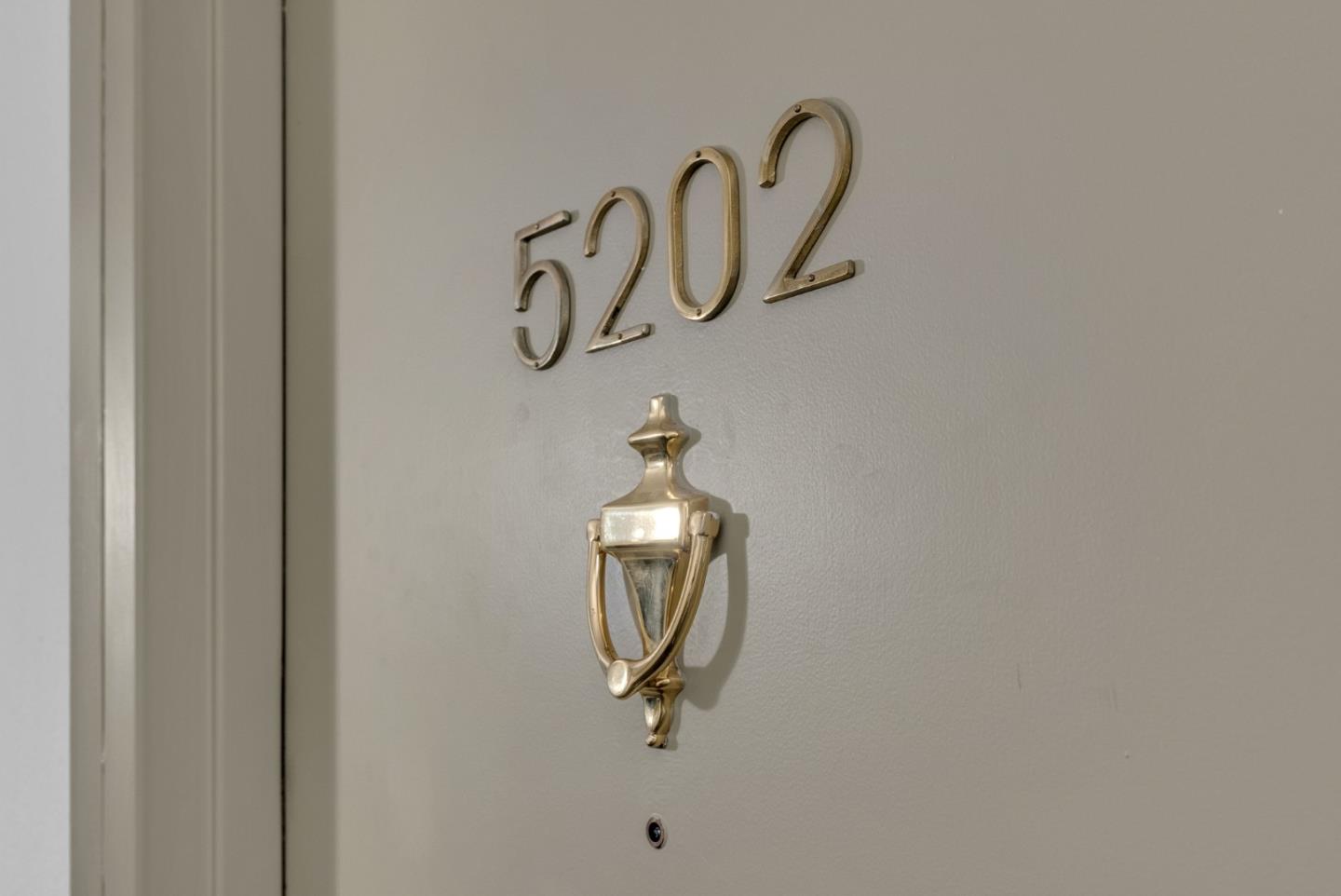 Detail Gallery Image 29 of 43 For 5202 Shelter Creek Ln, San Bruno,  CA 94066 - 1 Beds | 1 Baths