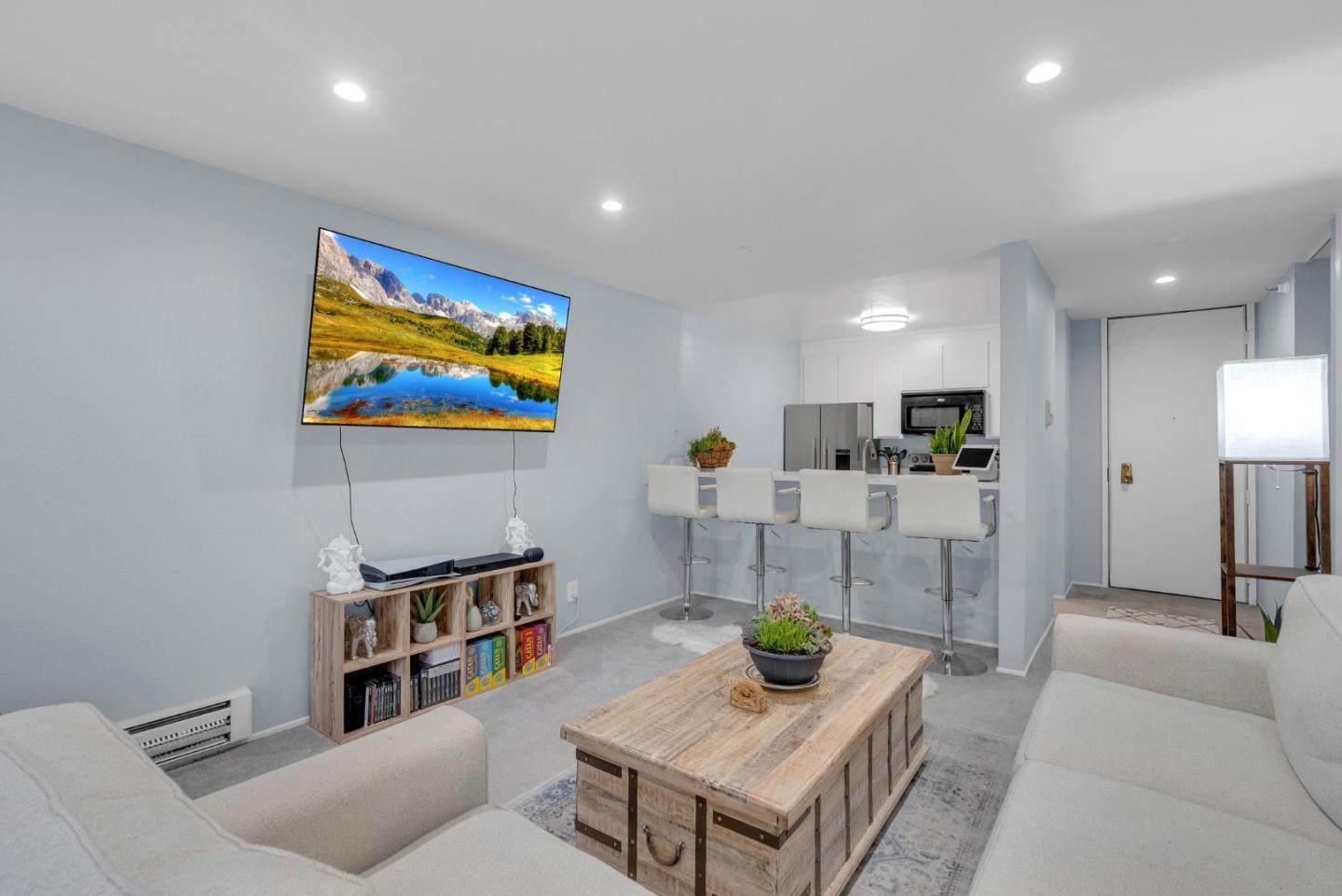 Detail Gallery Image 3 of 43 For 5202 Shelter Creek Ln, San Bruno,  CA 94066 - 1 Beds | 1 Baths