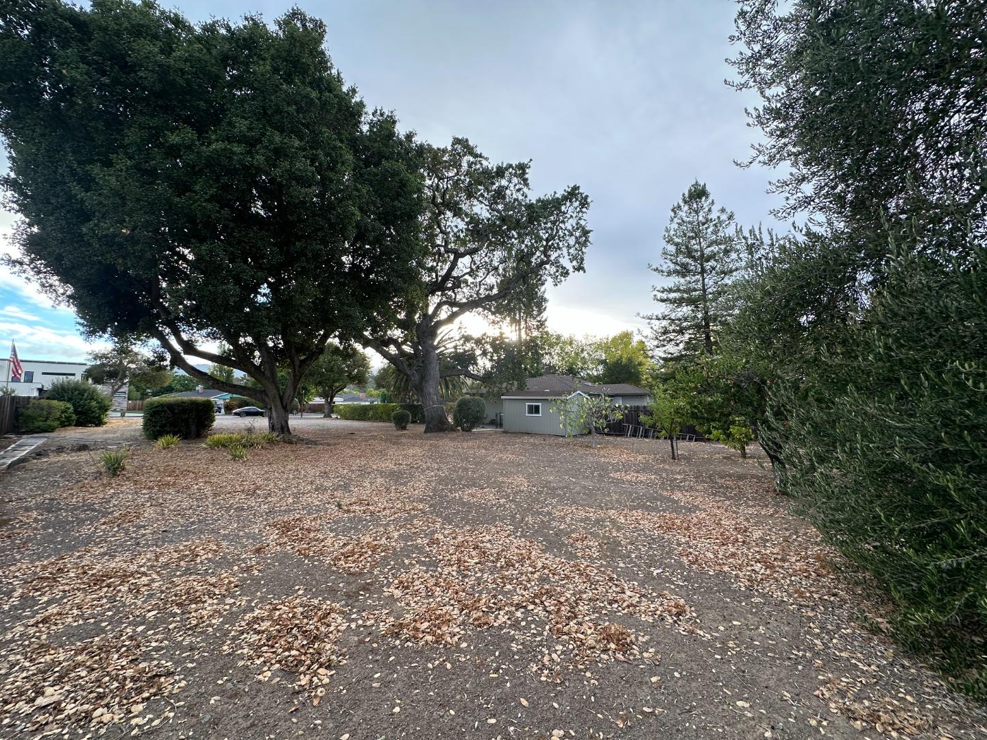 Detail Gallery Image 6 of 6 For 2139 Alameda De Las Pulgas, Redwood City,  CA 94061 - – Beds | – Baths