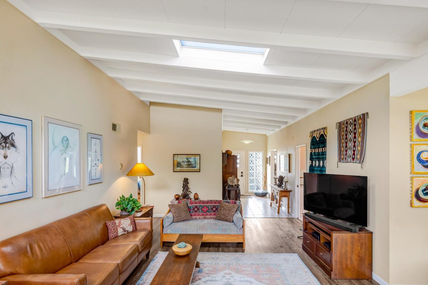 Detail Gallery Image 6 of 38 For 3325 Sycamore Pl, Carmel,  CA 93923 - 3 Beds | 2 Baths