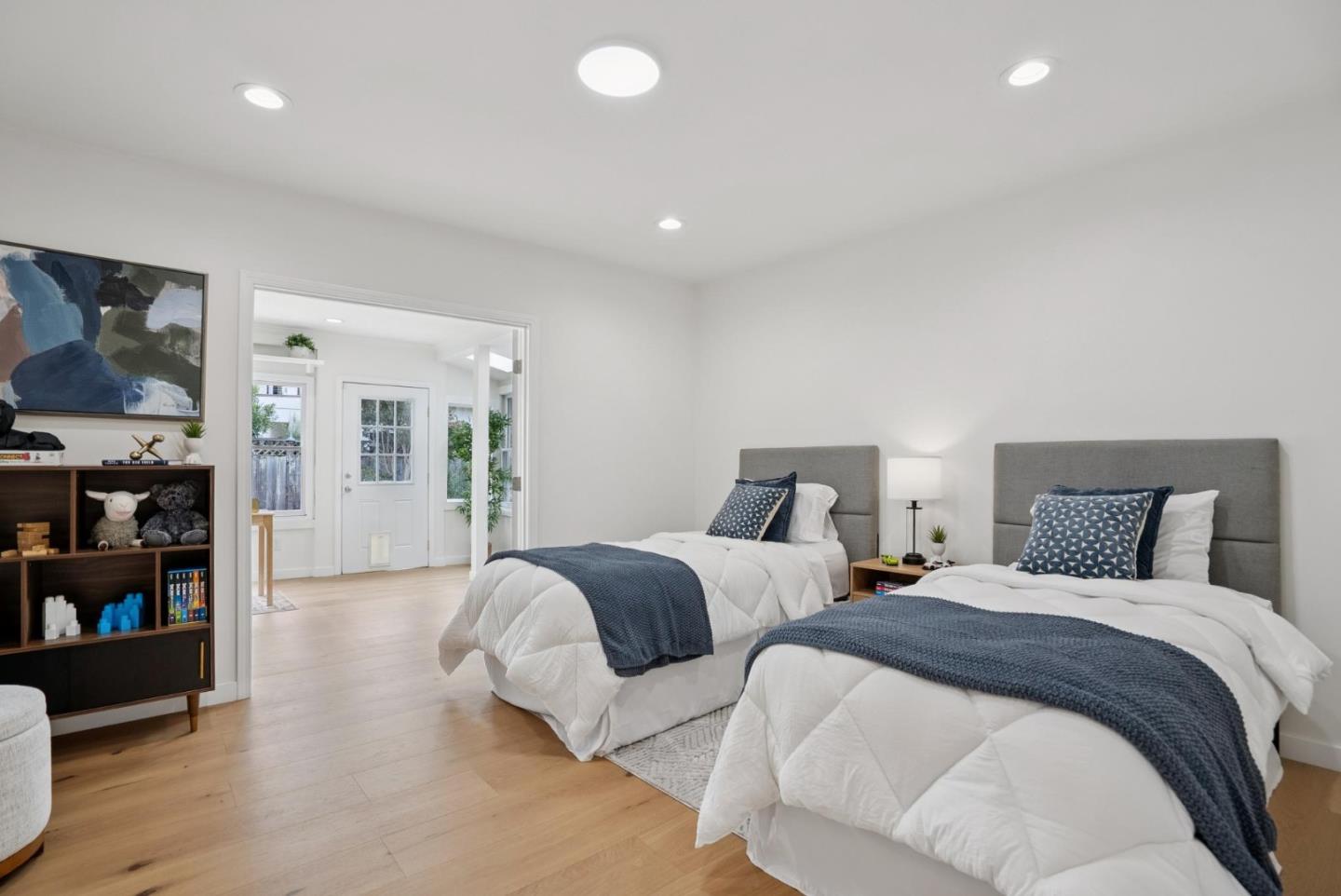 Detail Gallery Image 19 of 40 For 225 28th Ave, San Mateo,  CA 94403 - 3 Beds | 3 Baths