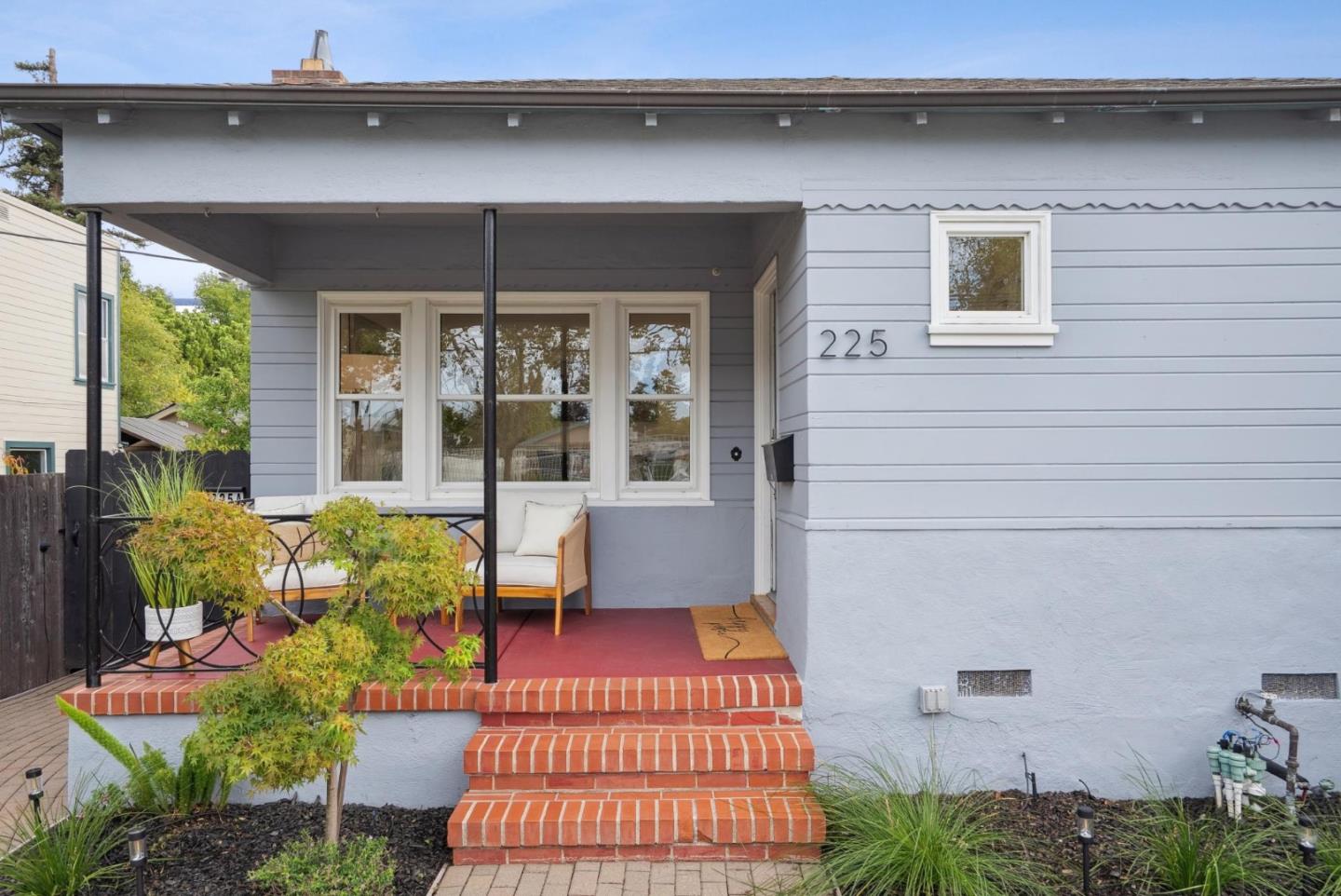 Detail Gallery Image 4 of 40 For 225 28th Ave, San Mateo,  CA 94403 - 3 Beds | 3 Baths