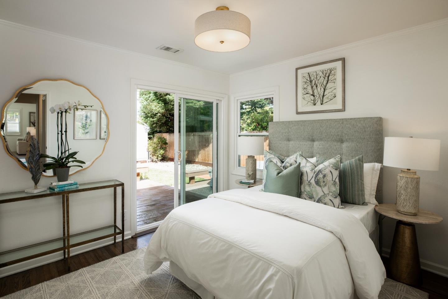 Detail Gallery Image 16 of 25 For 1155 17th Ave, Redwood City,  CA 94063 - 3 Beds | 1 Baths