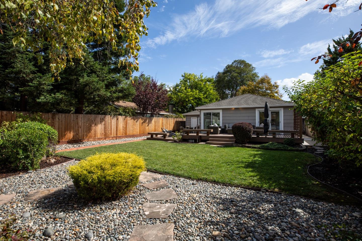 Detail Gallery Image 21 of 25 For 1155 17th Ave, Redwood City,  CA 94063 - 3 Beds | 1 Baths