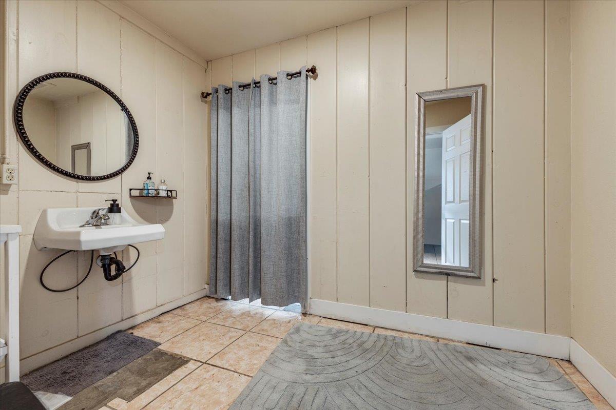 Detail Gallery Image 13 of 21 For 136 Dixi St, Soledad,  CA 93960 - – Beds | – Baths