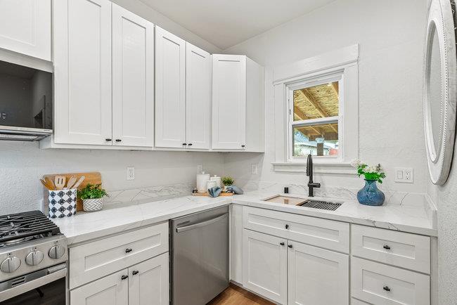 Detail Gallery Image 16 of 51 For 183 N 7th St, San Jose,  CA 95112 - 3 Beds | 2 Baths