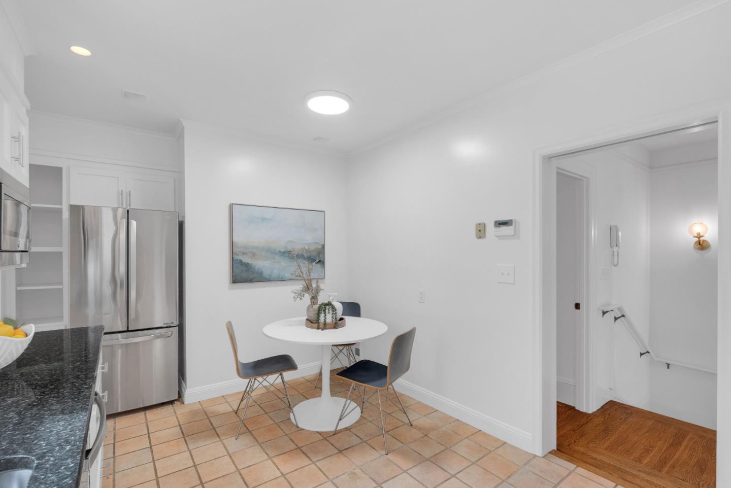 Detail Gallery Image 12 of 44 For 3219-3221 Gough St, San Francisco,  CA 94123 - – Beds | – Baths