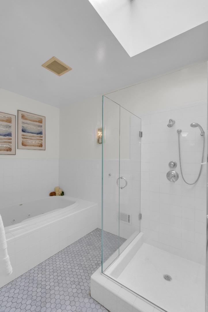 Detail Gallery Image 26 of 44 For 3219-3221 Gough St, San Francisco,  CA 94123 - – Beds | – Baths