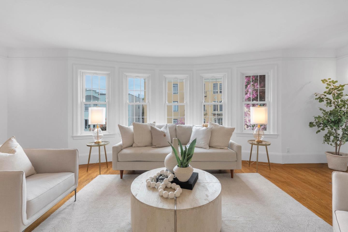 Detail Gallery Image 9 of 44 For 3219-3221 Gough St, San Francisco,  CA 94123 - – Beds | – Baths